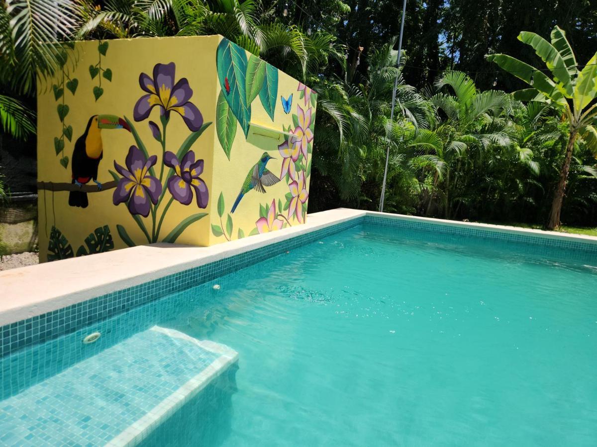 Family Hotel Puerto Viejo de Talamanca Kültér fotó