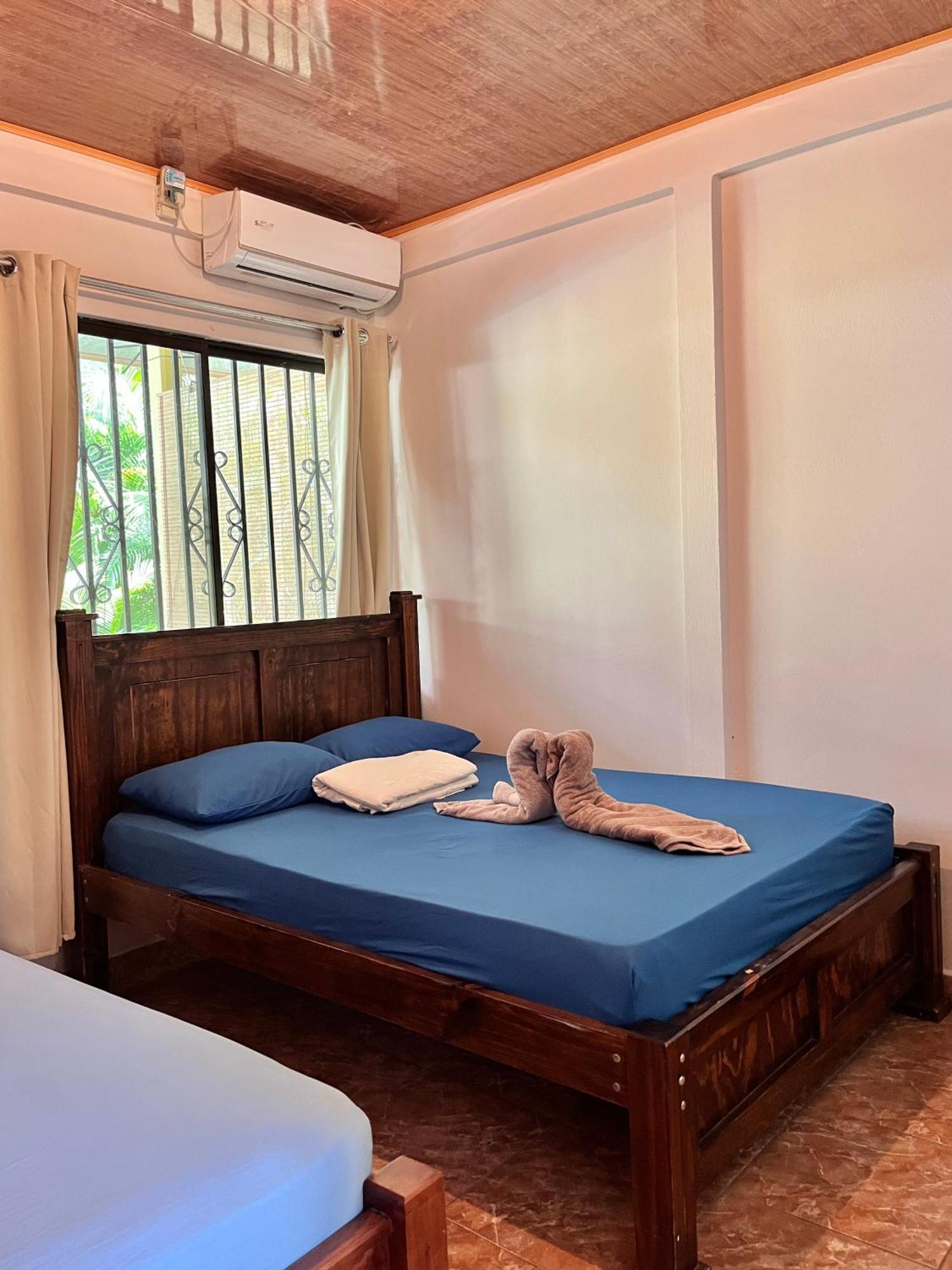 Family Hotel Puerto Viejo de Talamanca Kültér fotó